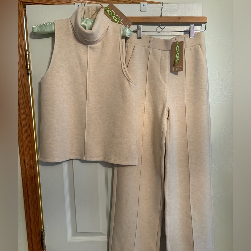 OGL Women's Beige Sleeveless Turtleneck